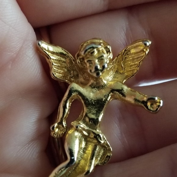 Relisted - Vintage angel brooch pin gold tone cherub on my shoulder religious - Picture 6 of 9